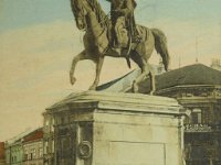 Trg bana Jelačića, kod spomenika bana Jelačića, 1902. godine